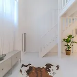 Charming Renovated Pied-a-terre Saxe Gambetta Lejlighed