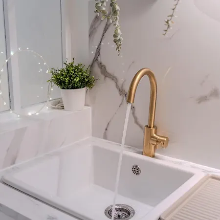 Charming Renovated Pied-a-terre Saxe Gambetta * Лион
