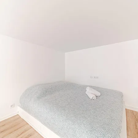 Charming Renovated Pied-a-terre Saxe Gambetta Апартаменты *