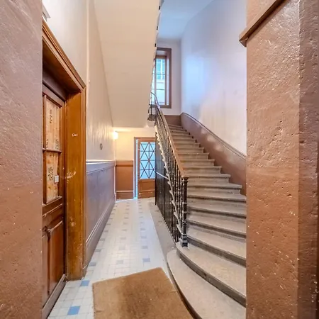 Charming Renovated Pied-a-terre Saxe Gambetta * Lyon